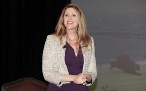 Speaker Lisa Elia on se