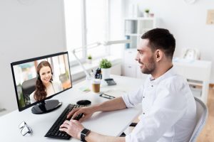 Adjusting Your Communication Style for Virtual Meetings and Presentations by Presentation Trainer Lisa Elia of Expert Media Training Adjusting Your Communication Style for Virtual Meetings and Presentations by Presentation Trainer Lisa Elia of Expert Media Training