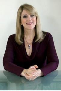 Lisa Elia, Founder & Lead Media Trainer & Presentation Trainer at Expert Media Training™ and author of top-ranking public speaking blog