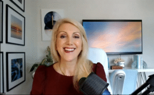 Lisa Elia provides Communication Training for Leaders and Teams