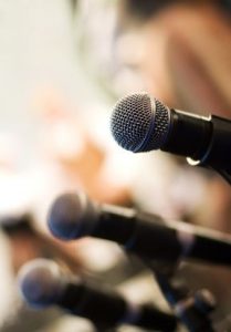 Expert Media Training provides customized media training, presentation training, pitch coaching and communication consulting services.